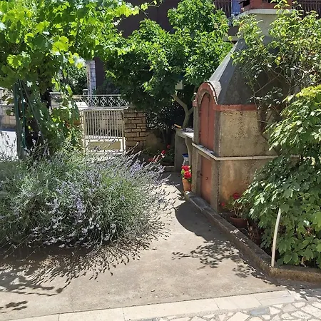 Appartement With Parking Space - 19088