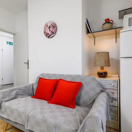 Apartment With A Parking Space - 19088 *