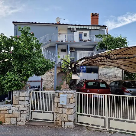 Apartament With A Parking Space - 19088 *